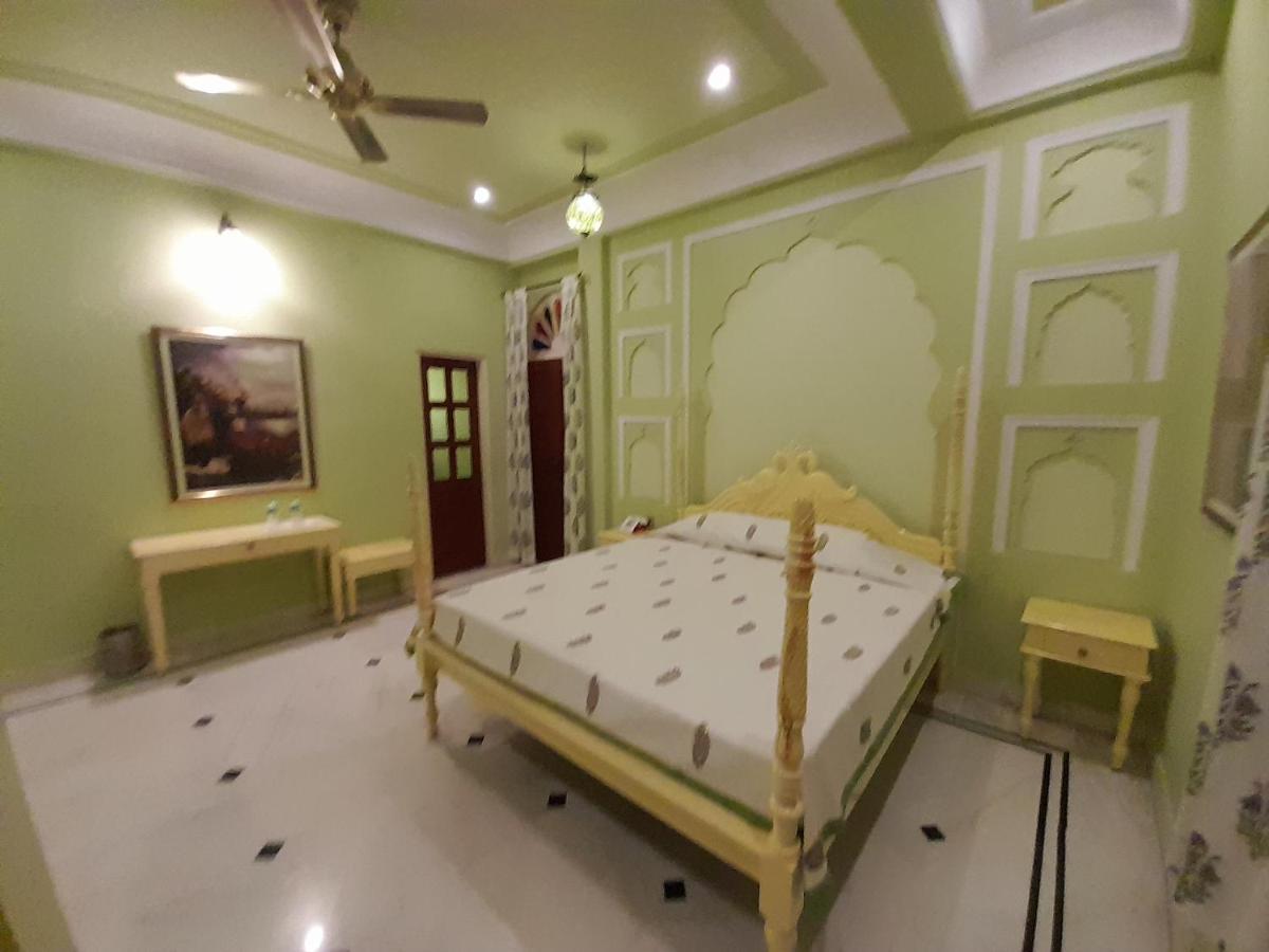 Hotel Raj Rajeshwari Haveli Dźajpur Zewnętrze zdjęcie