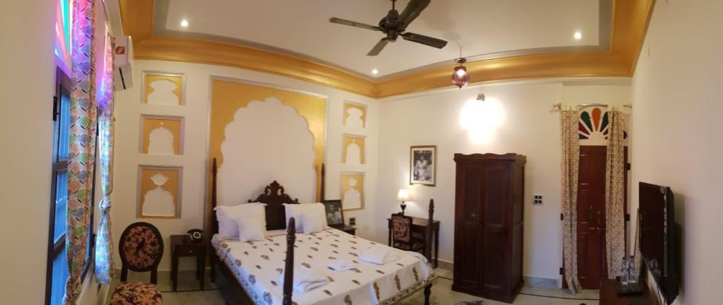 Hotel Raj Rajeshwari Haveli Dźajpur Pokój zdjęcie
