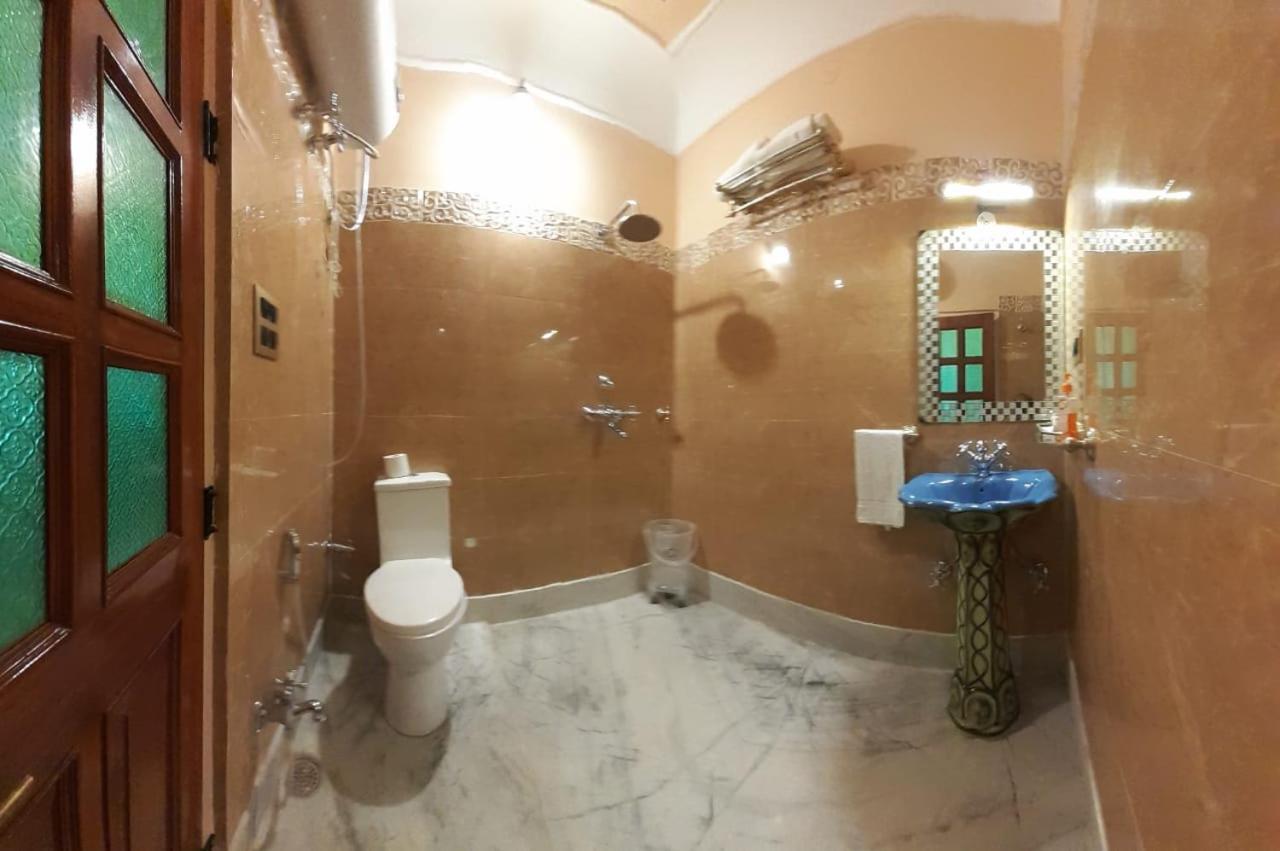 Hotel Raj Rajeshwari Haveli Dźajpur Pokój zdjęcie