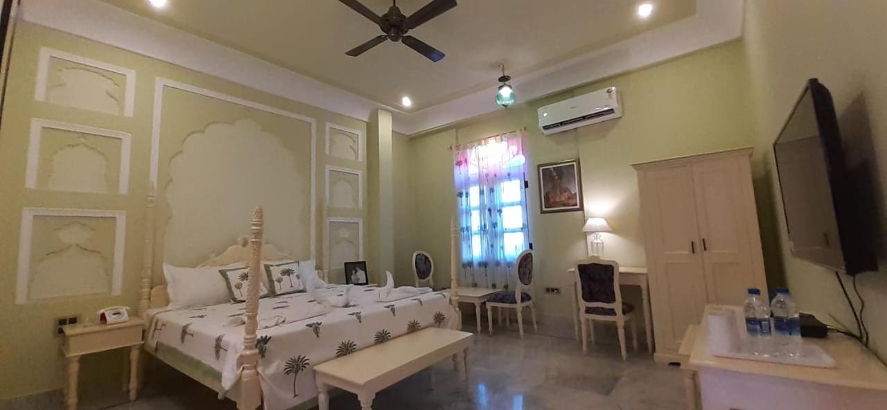 Hotel Raj Rajeshwari Haveli Dźajpur Zewnętrze zdjęcie