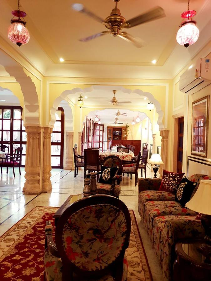 Hotel Raj Rajeshwari Haveli Dźajpur Zewnętrze zdjęcie